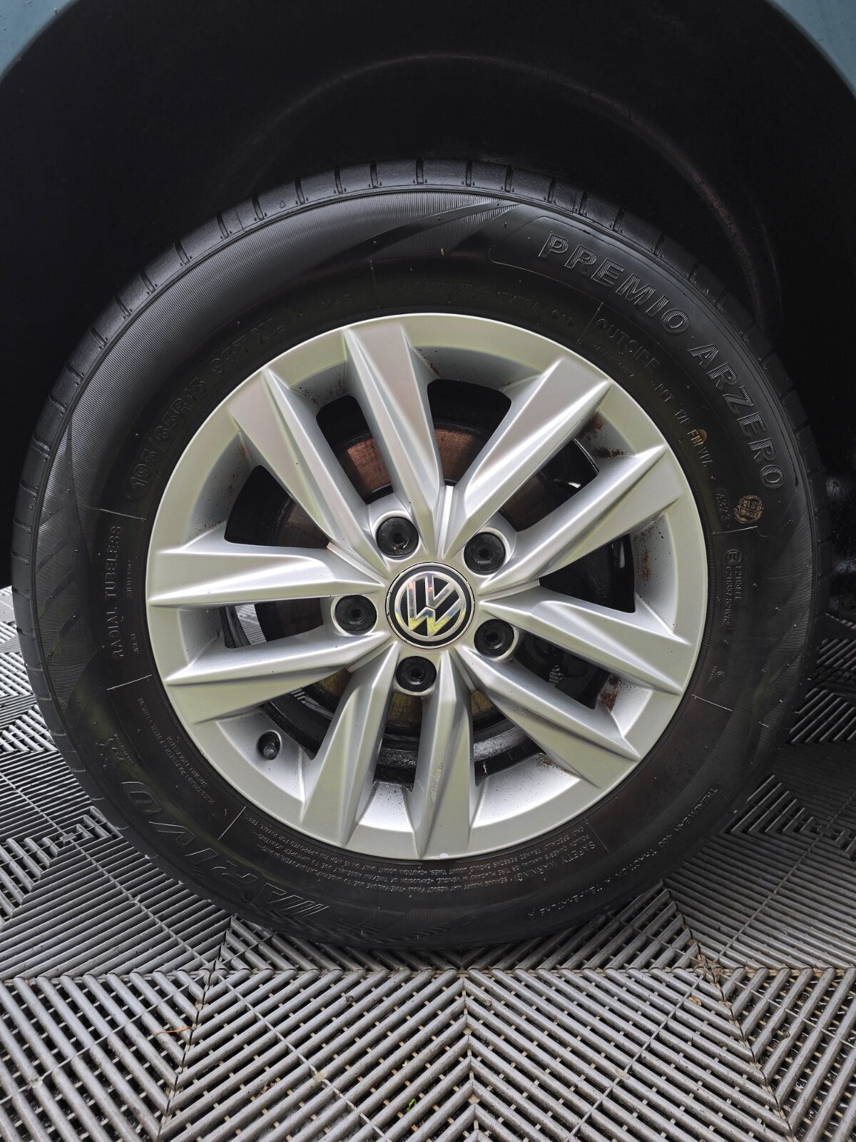 2016 Volkswagen Caddy 2.0 Diesel - Image 10