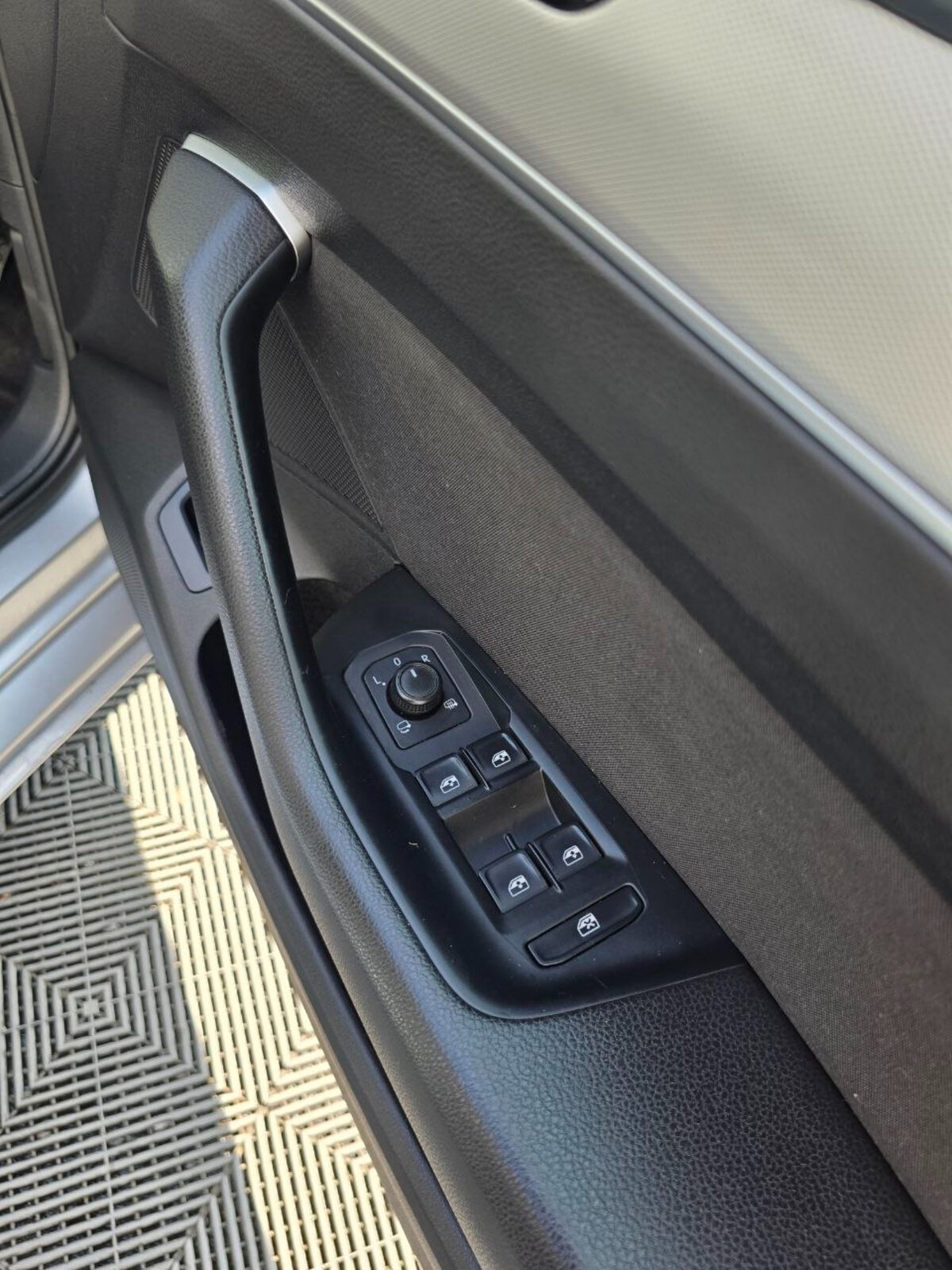 2019 Volkswagen Passat 2.0 TDI Comfortline DSG - Image 19