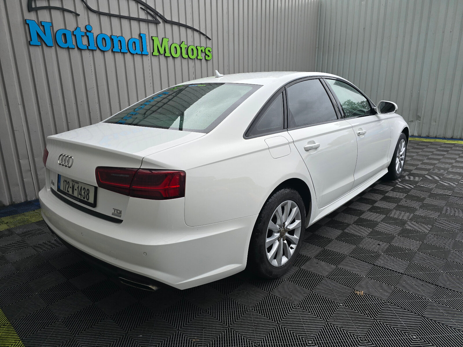 2017 Audi A6 2.0TDI Ultra Automatic - Image 3
