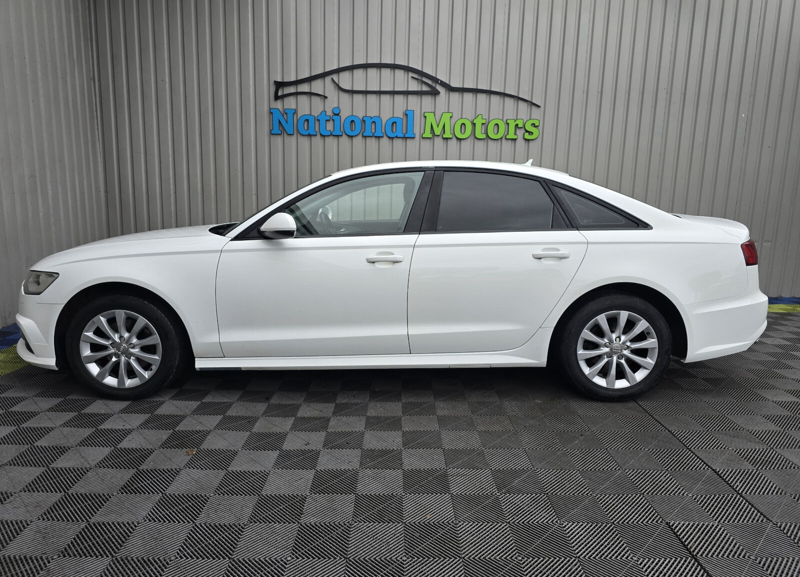 2017 Audi A6 2.0TDI Ultra Automatic - Image 6