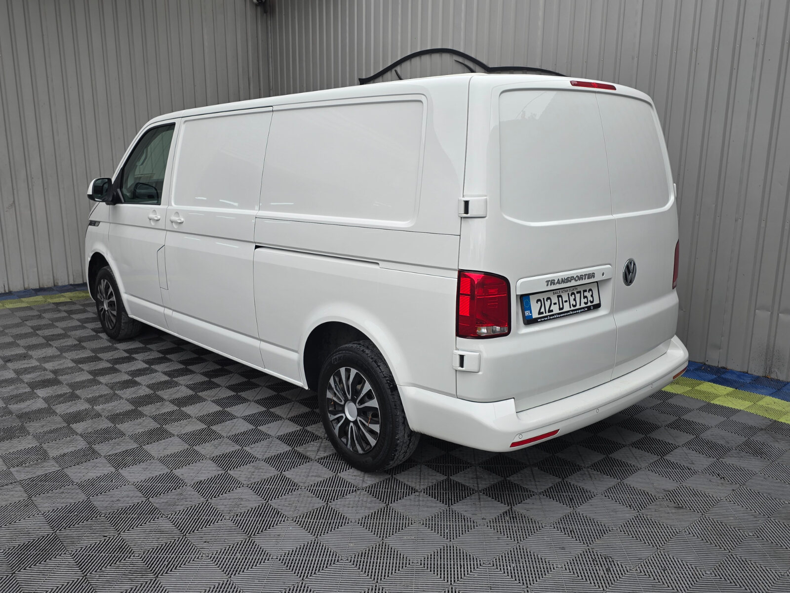 2021 Volkswagen Transporter 2.0D - Image 5