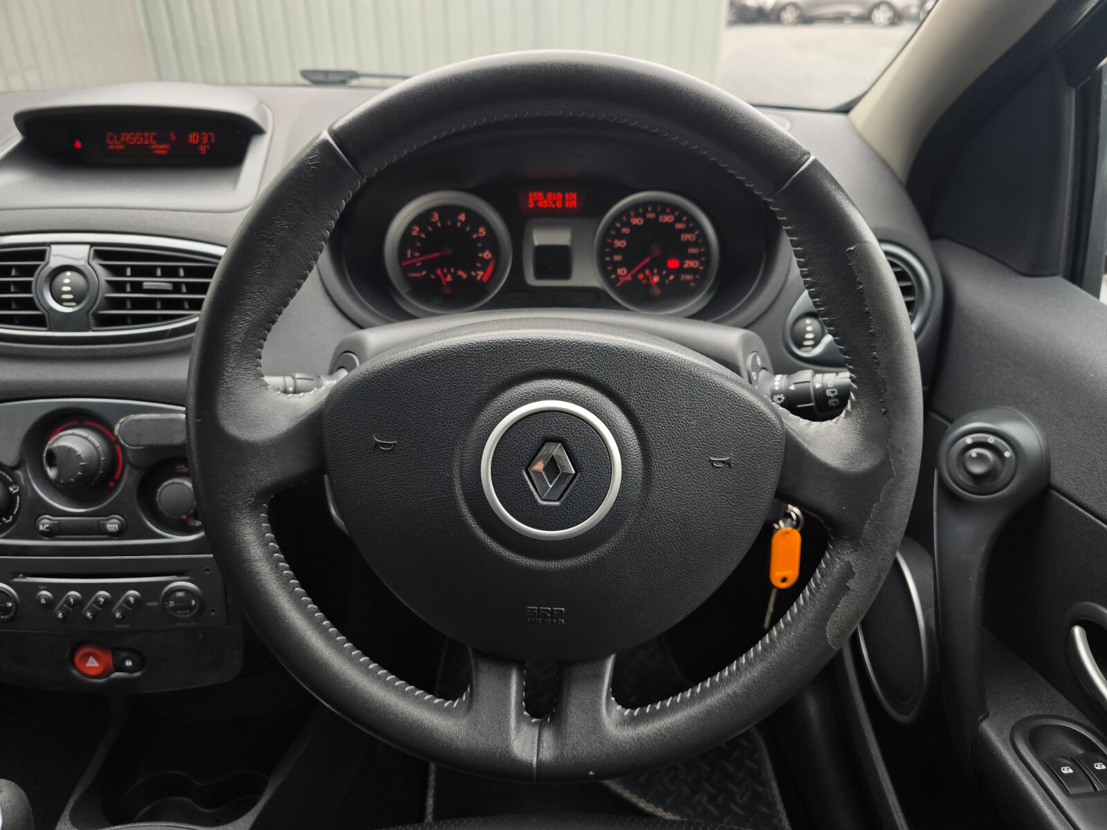 2007 Renault Clio 1.2 16V MONACO - Image 16