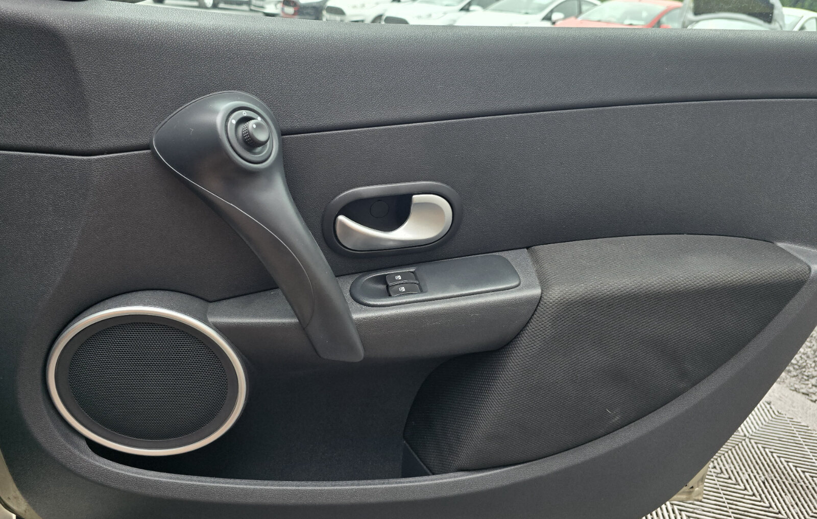 2007 Renault Clio 1.2 16V MONACO - Image 19
