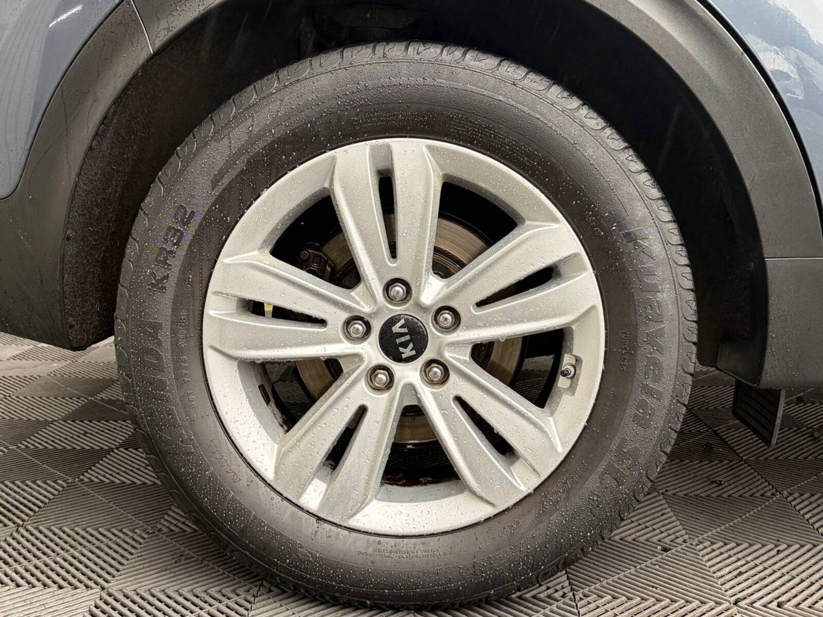 2017 Kia Sportage 1.7 D EX - Image 9