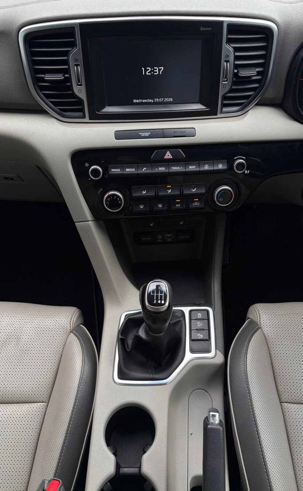2017 Kia Sportage 1.7 D EX - Image 14