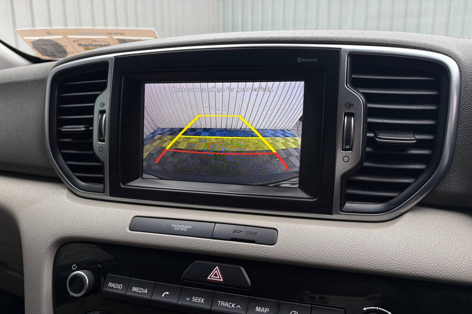 2017 Kia Sportage 1.7 D EX - Image 16