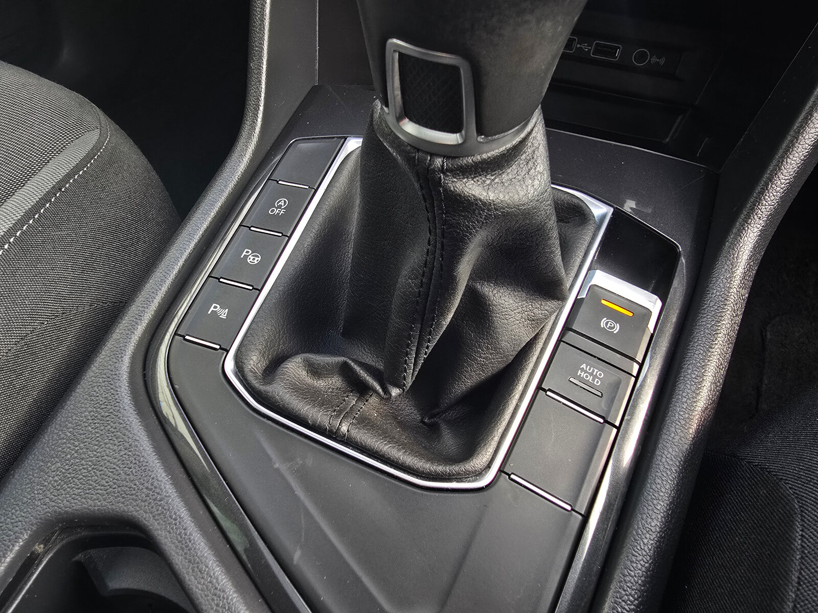 2019 Volkswagen Tiguan 2.0 TDI Comfortline - Image 16
