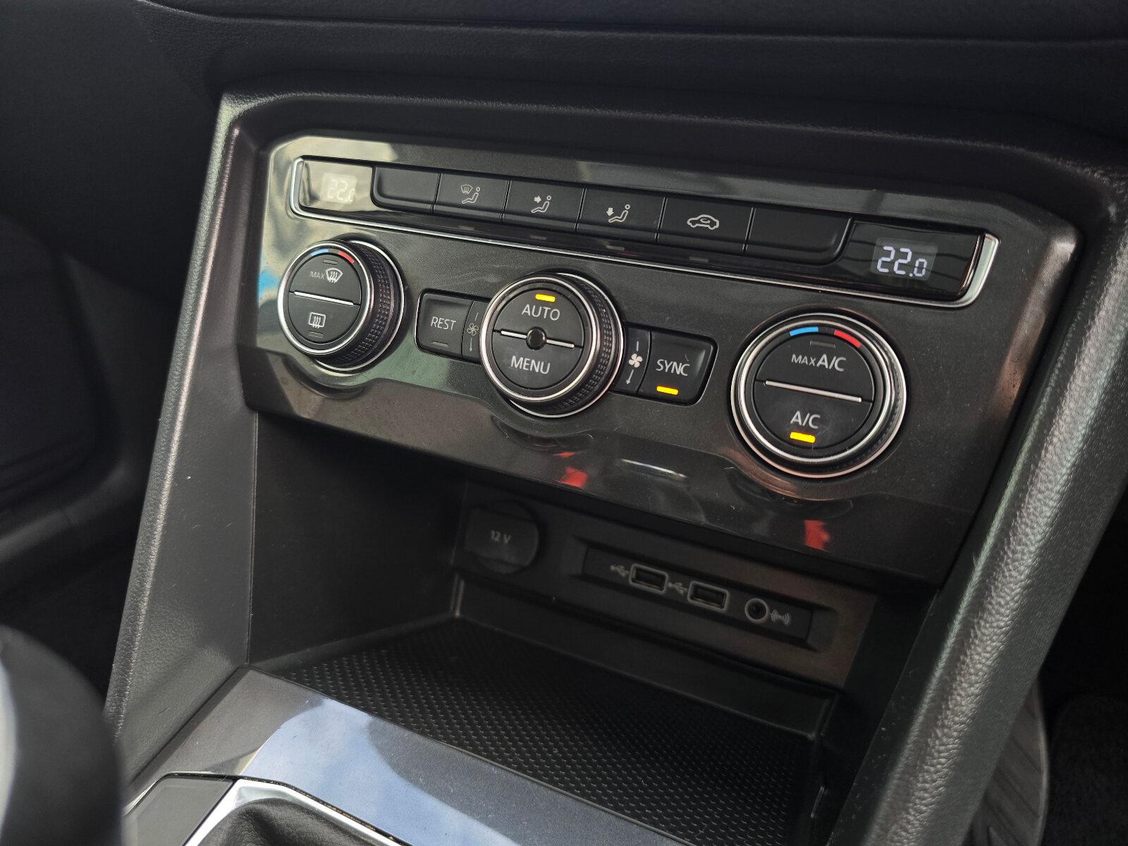 2019 Volkswagen Tiguan 2.0 TDI Comfortline - Image 17
