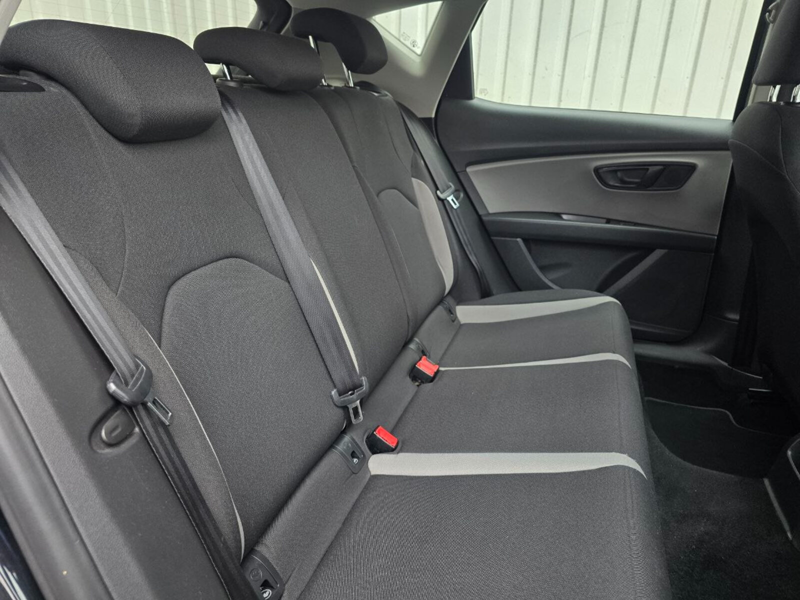 2013 SEAT Leon 1.6 TDI REFERENCE - Image 20