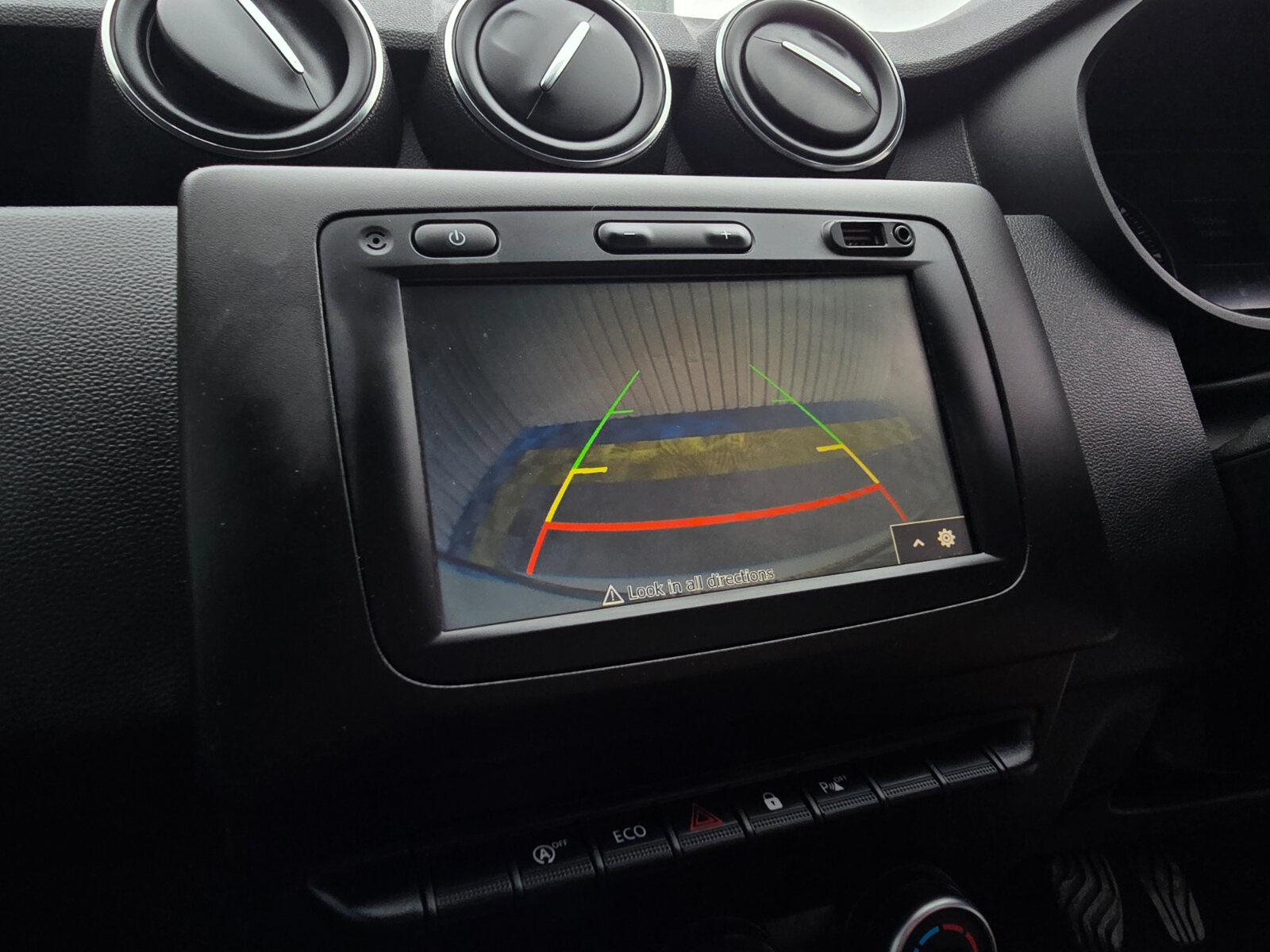2020 Dacia Duster 1.5D Blue Comfort - Image 16