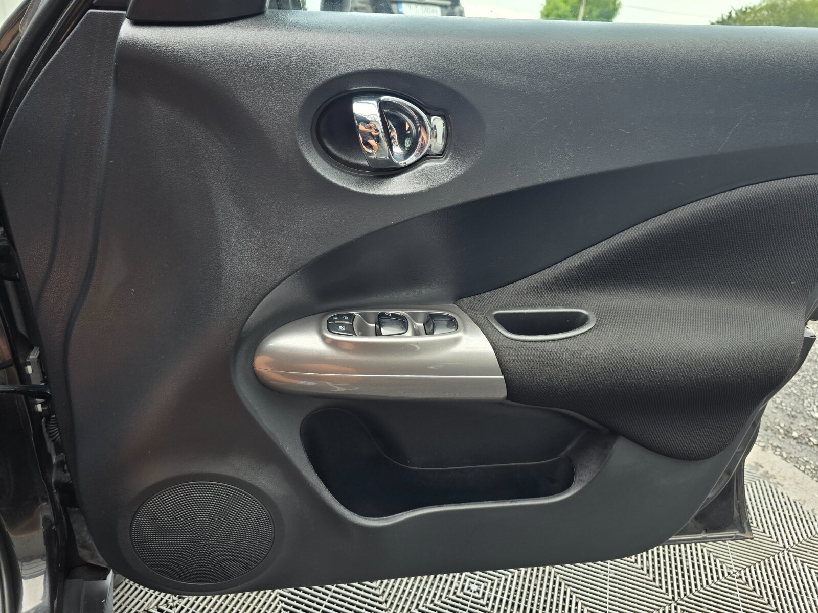 2015 Nissan Juke 1.2 SV - Image 19