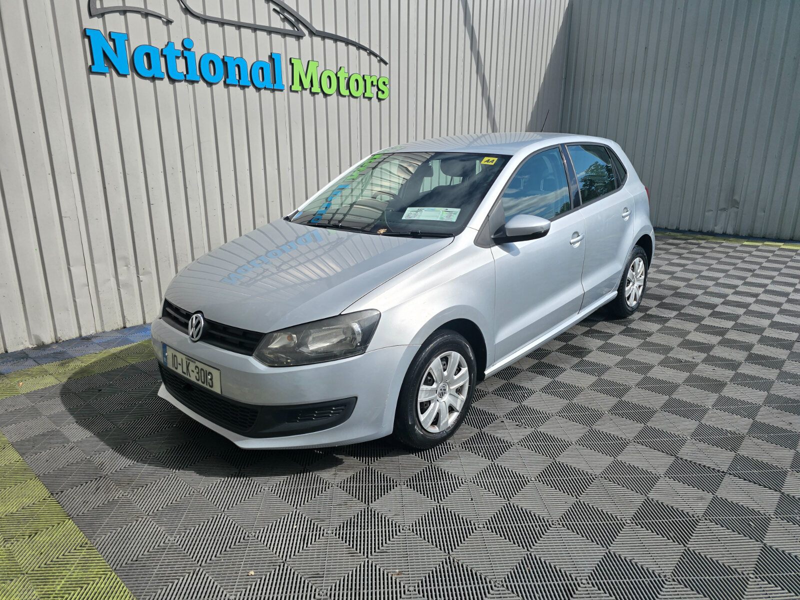 2010 Volkswagen Polo 1.2 TRENDLINE - Image 7
