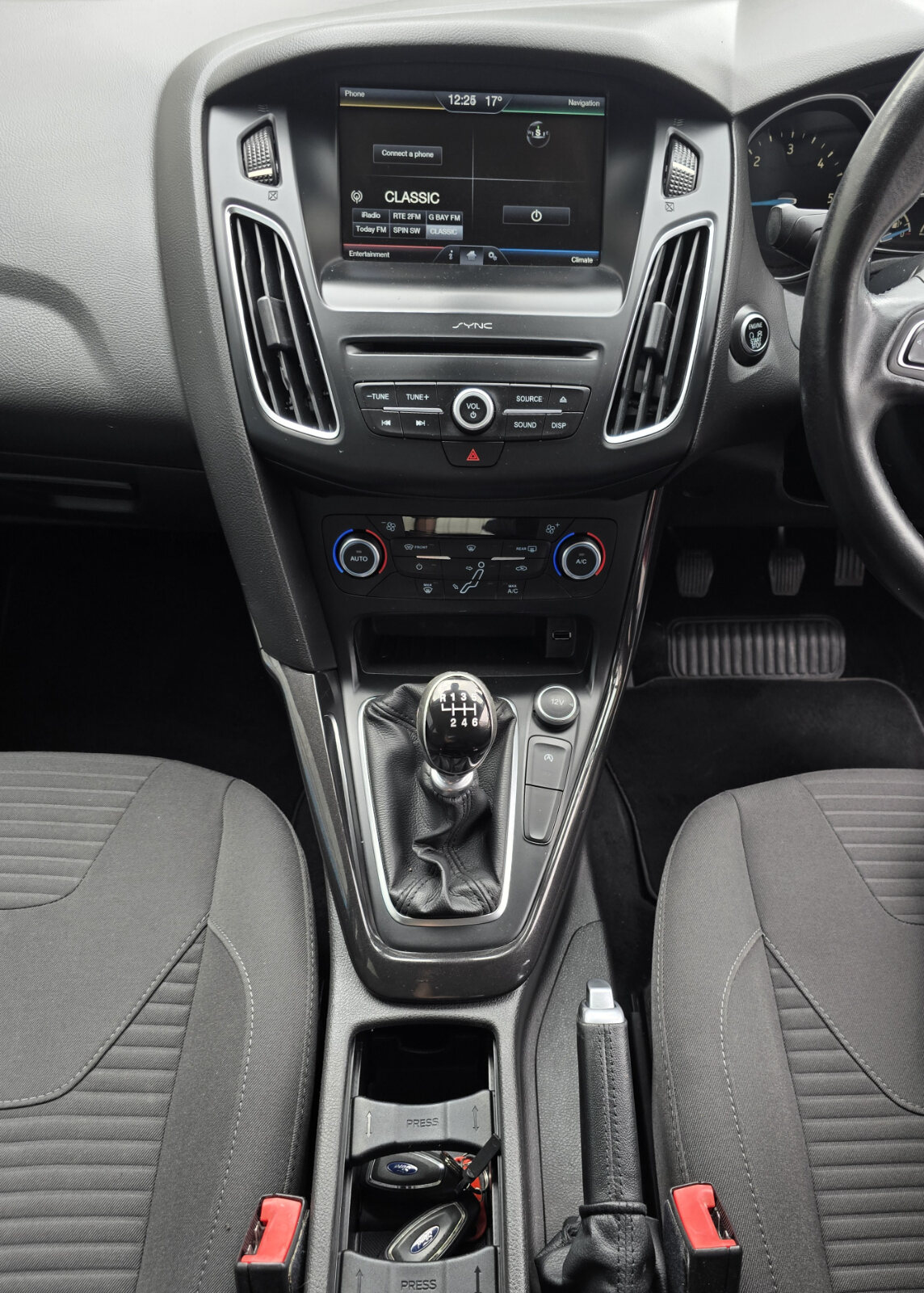 2016 Ford Focus 1.5 TDCi - Image 13