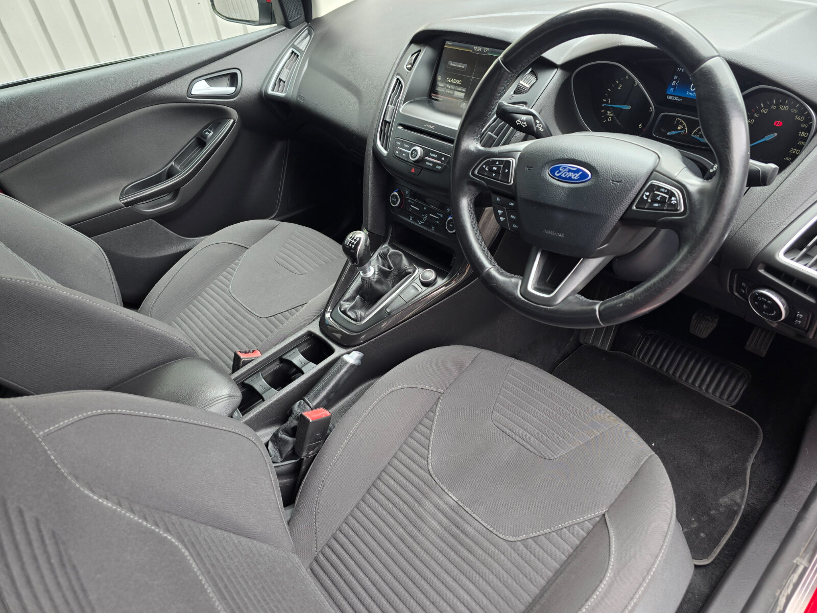 2016 Ford Focus 1.5 TDCi - Image 14