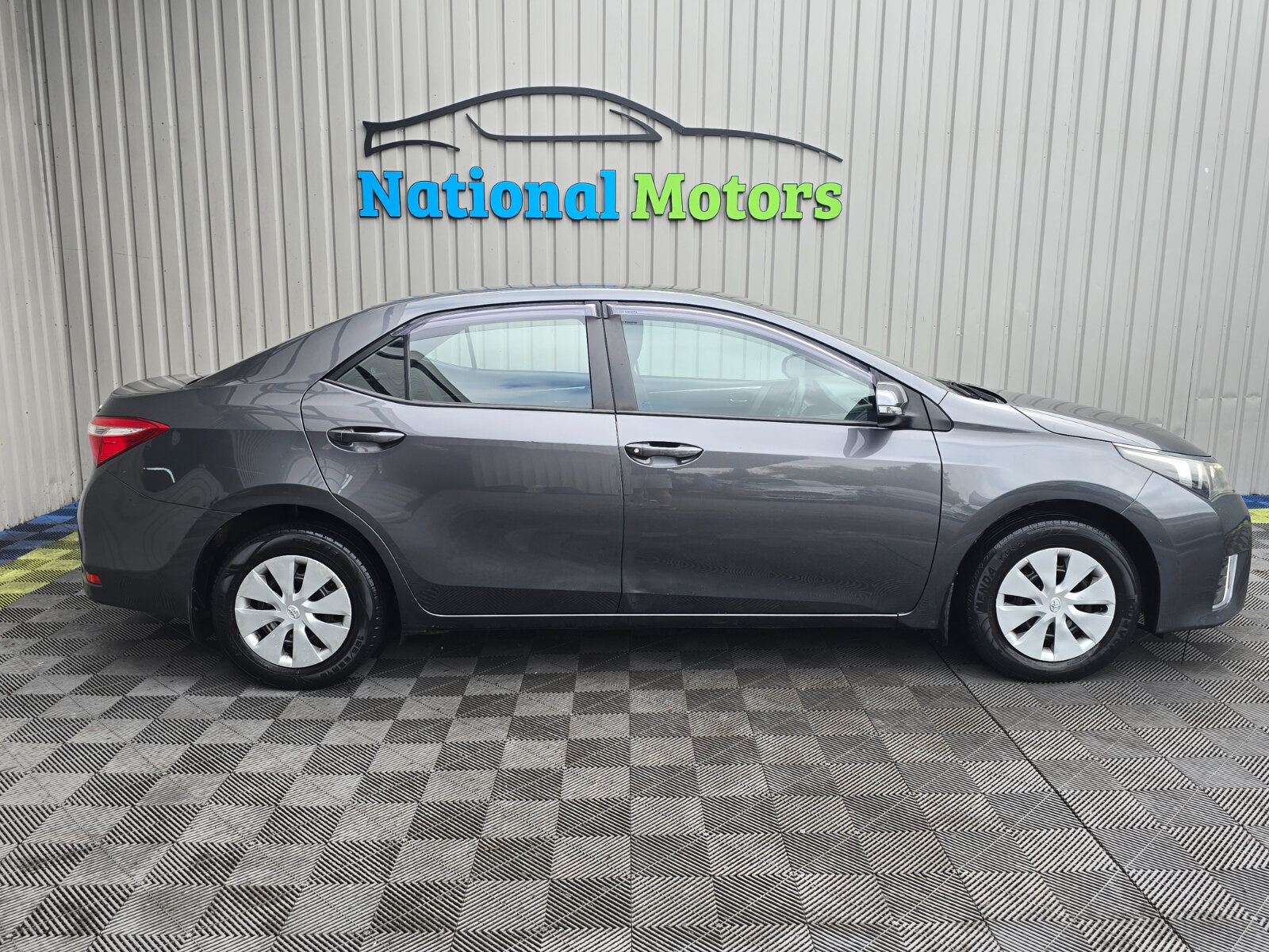 2014 Toyota Corolla D-4D 1.4D Terra - Image 2