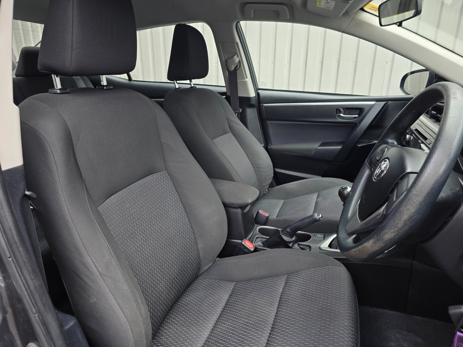 2014 Toyota Corolla D-4D 1.4D Terra - Image 13