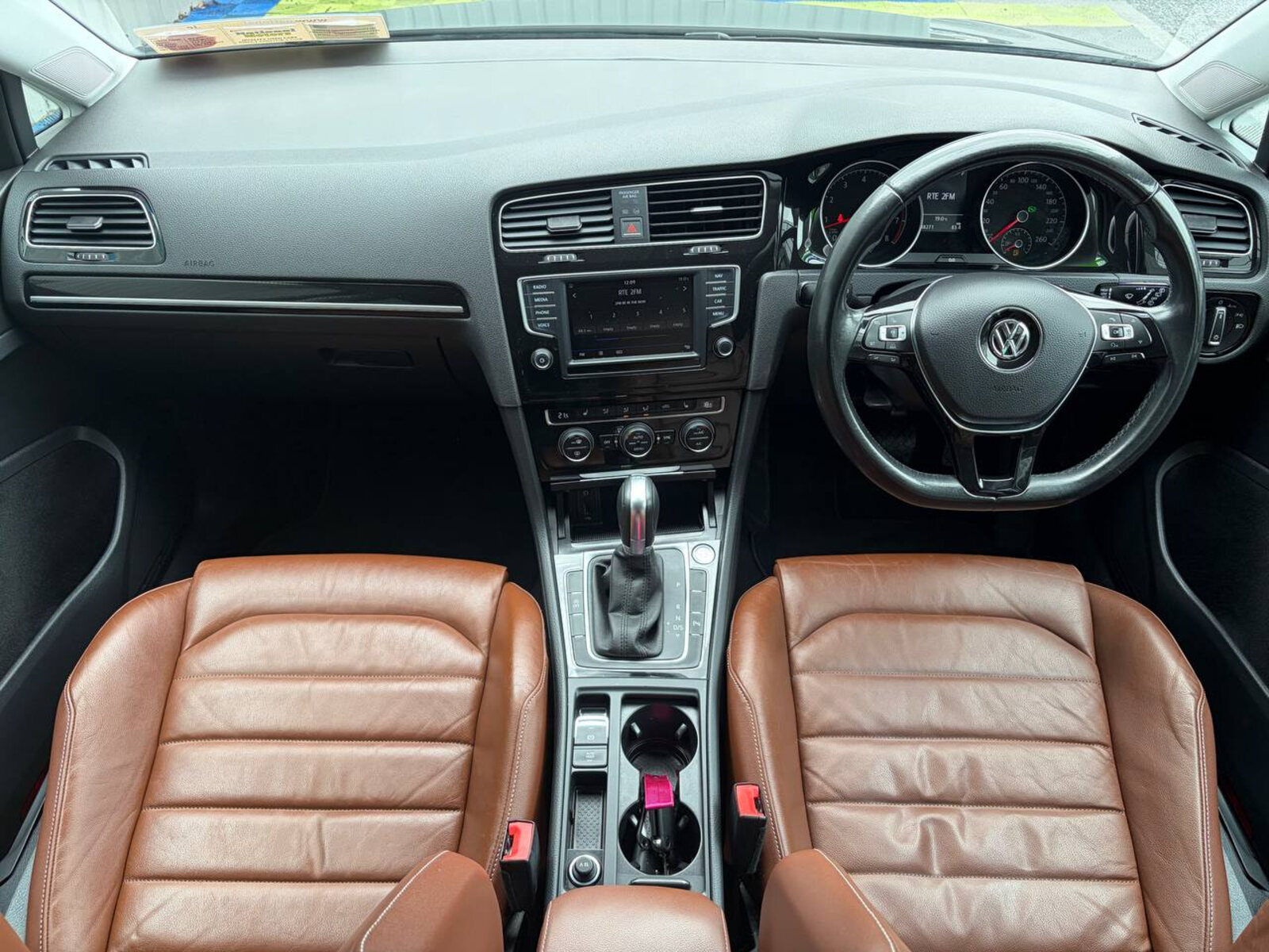 2017 Volkswagen Golf 1.2TSI DSG Highline Automatic - Image 11