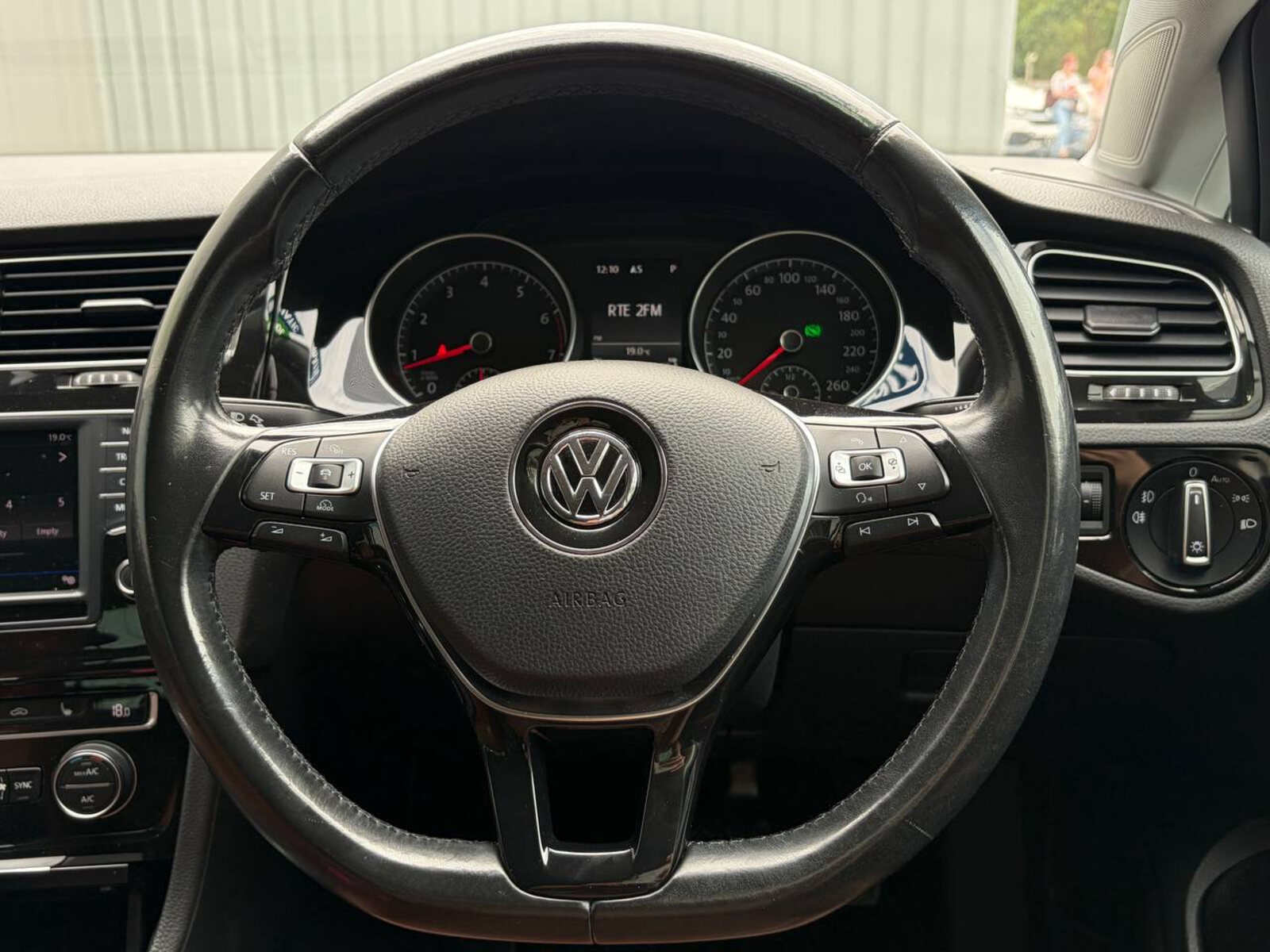 2017 Volkswagen Golf 1.2TSI DSG Highline Automatic - Image 17