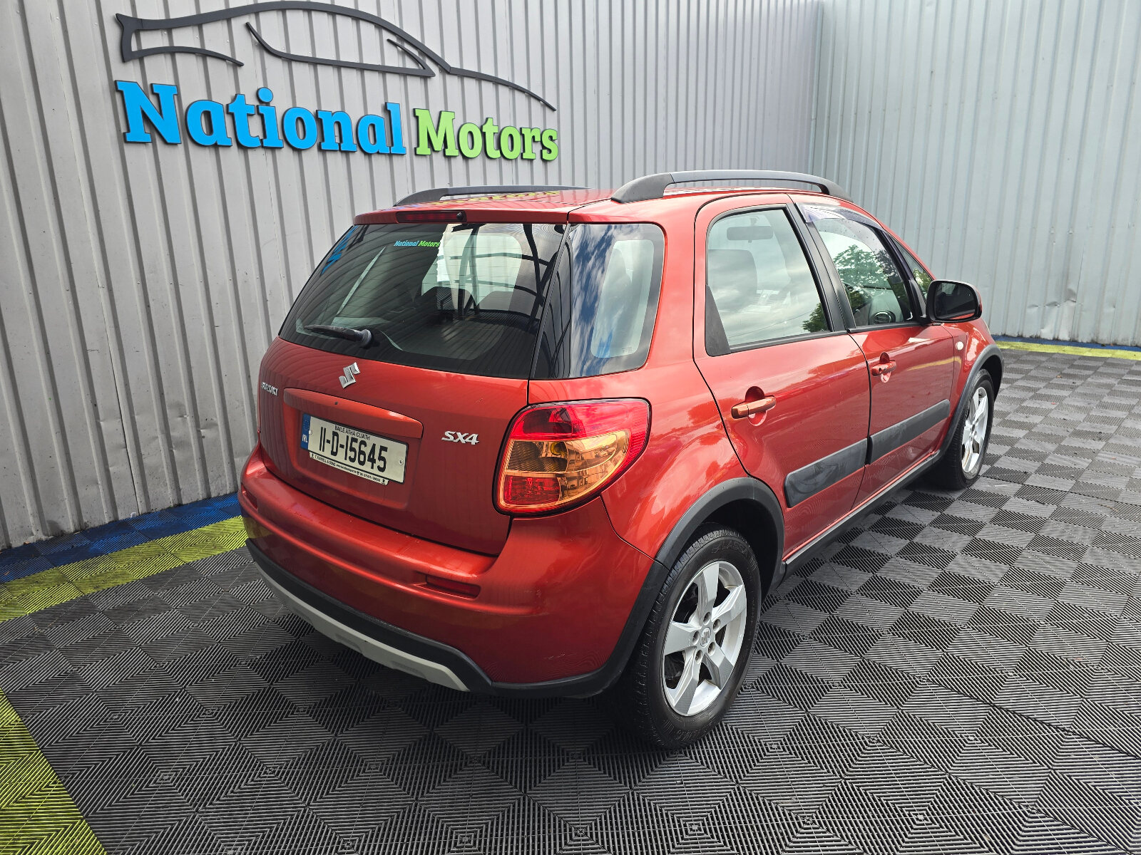2011 Suzuki SX4 1.5 PETROL GLX - Image 3
