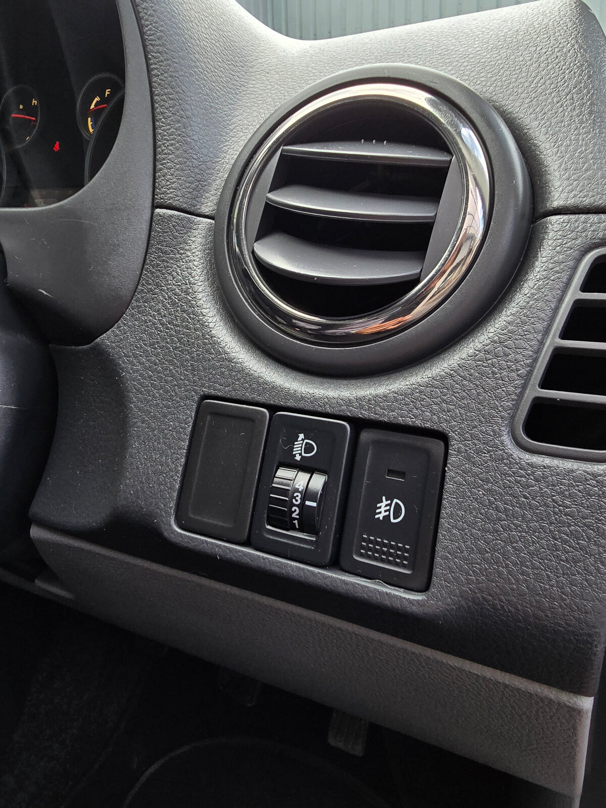 2011 Suzuki SX4 1.5 PETROL GLX - Image 18