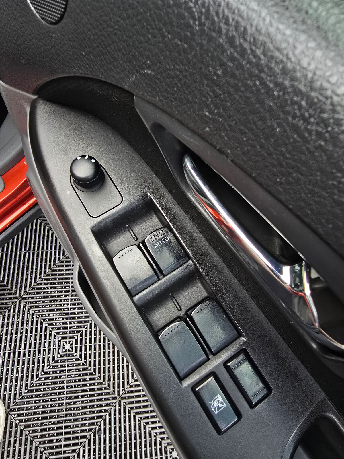 2011 Suzuki SX4 1.5 PETROL GLX - Image 20