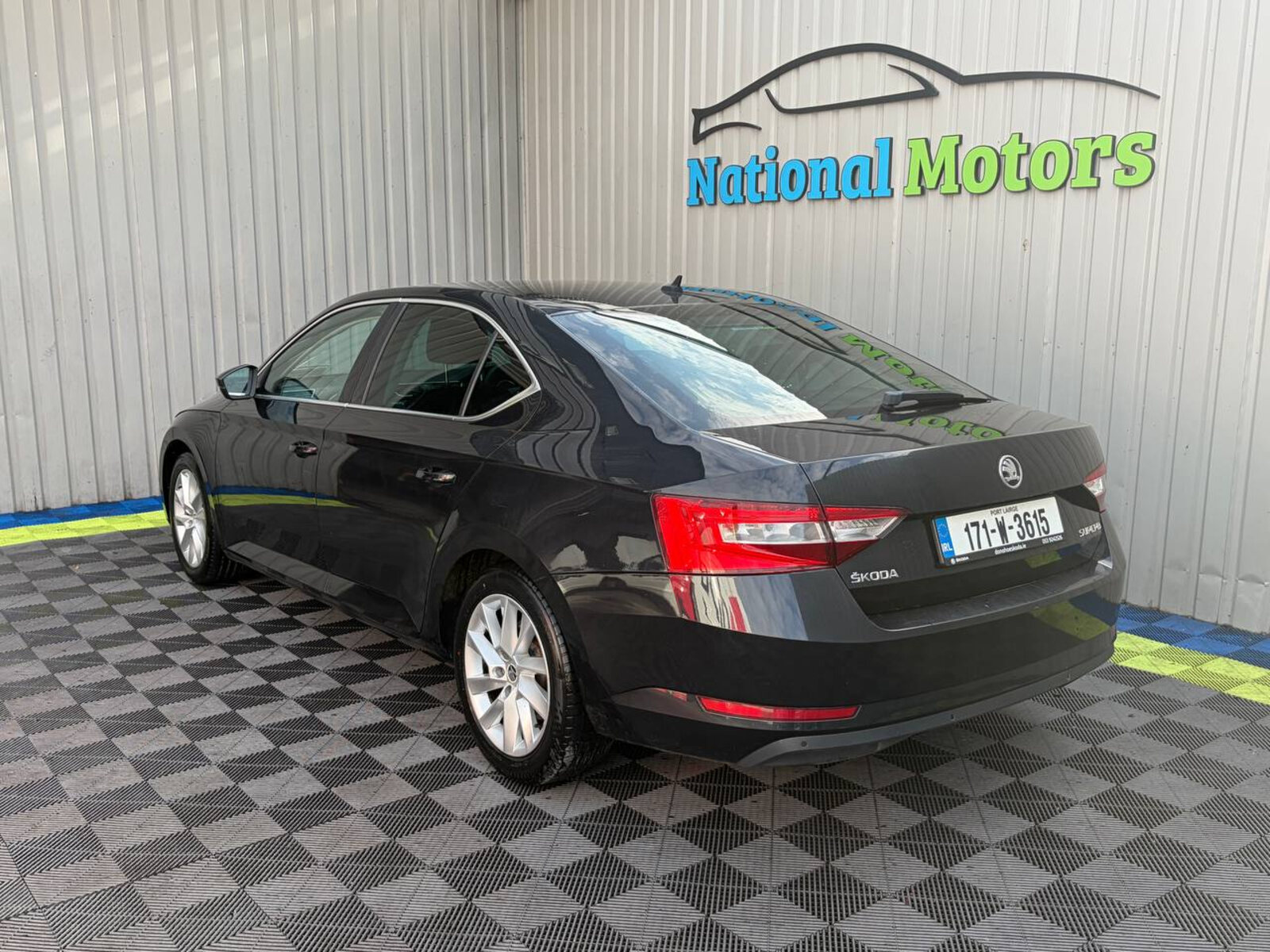 2017 Skoda Superb 2.0 TDI Ambition - Image 5