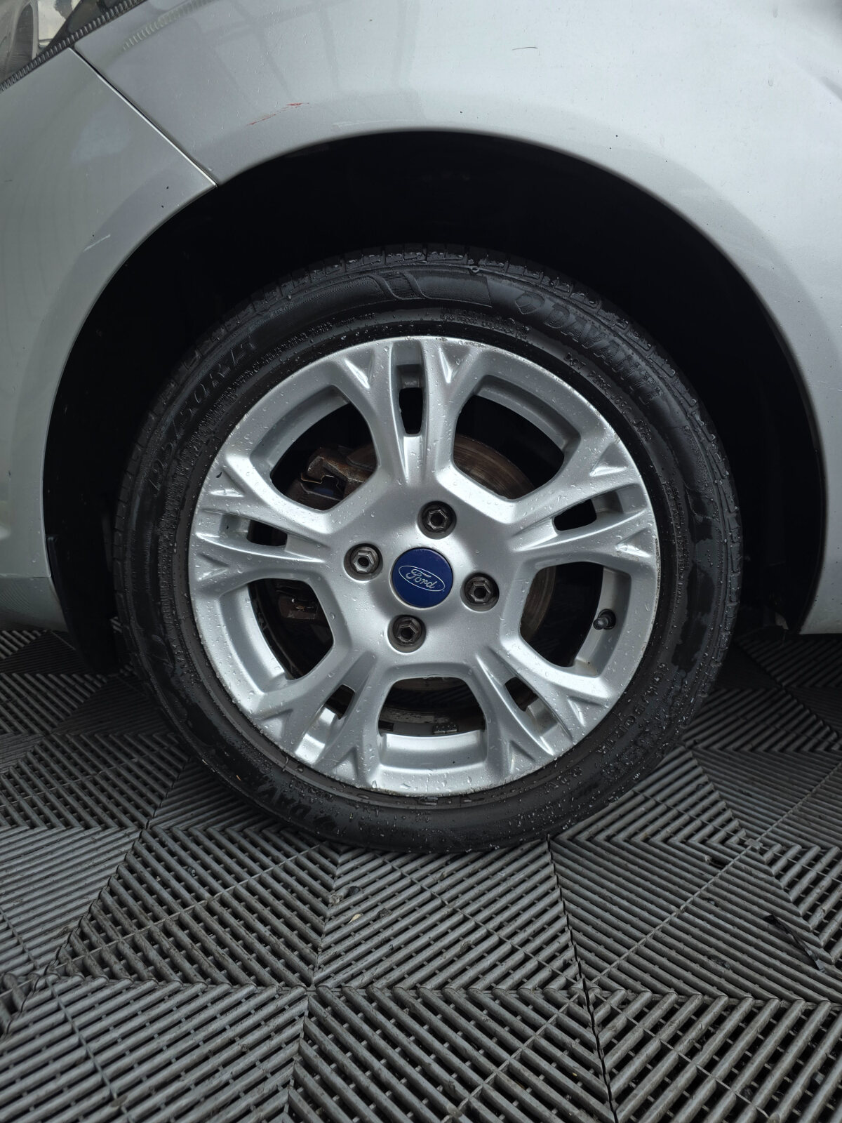 2015 Ford Fiesta 1.0 Petrol - Image 9