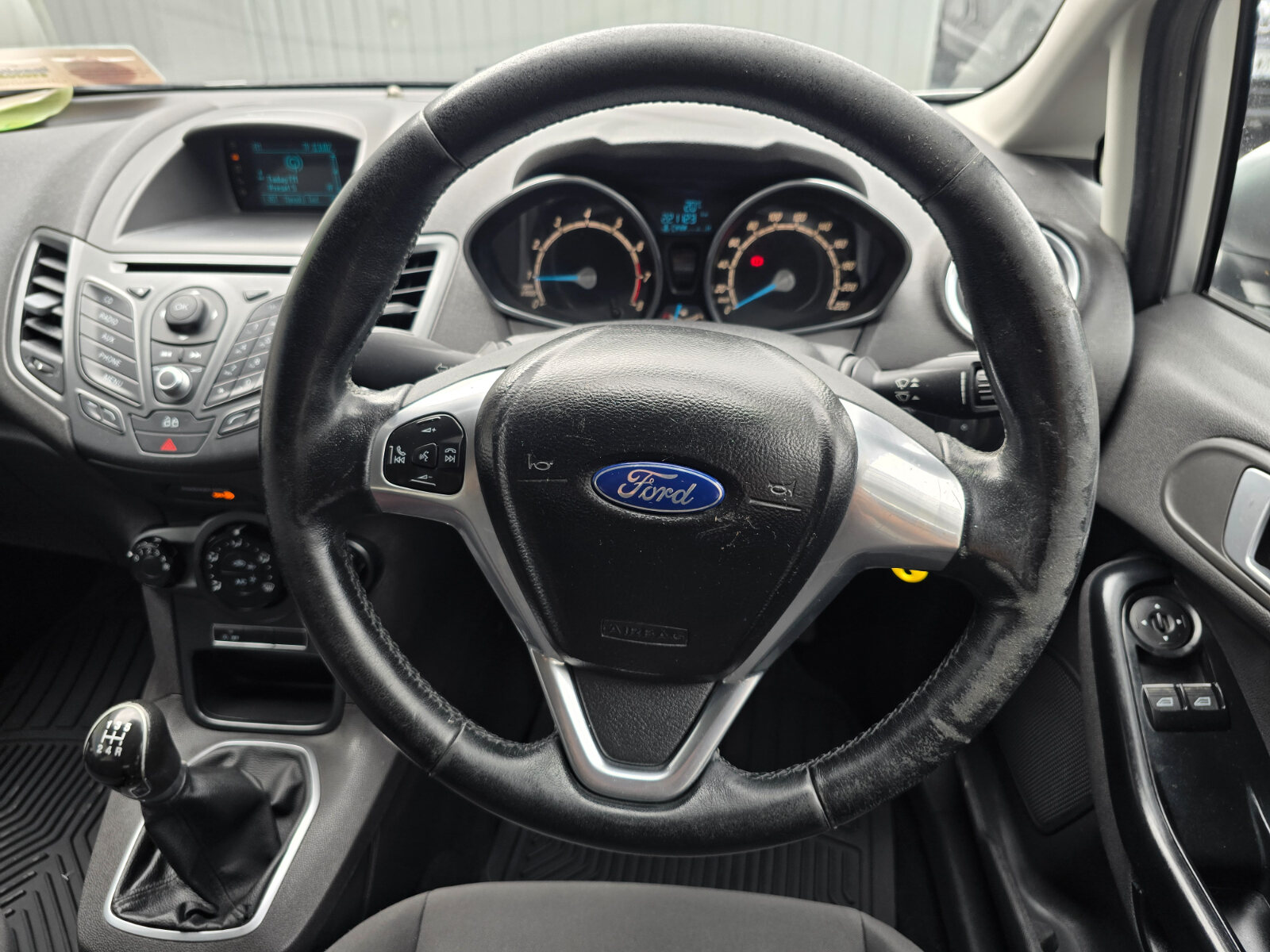 2015 Ford Fiesta 1.0 Petrol - Image 18