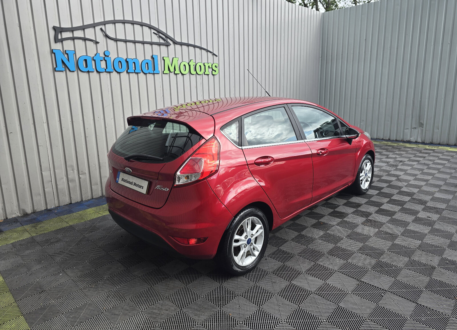 2016 Ford Fiesta 1.0 PETROL - Image 3