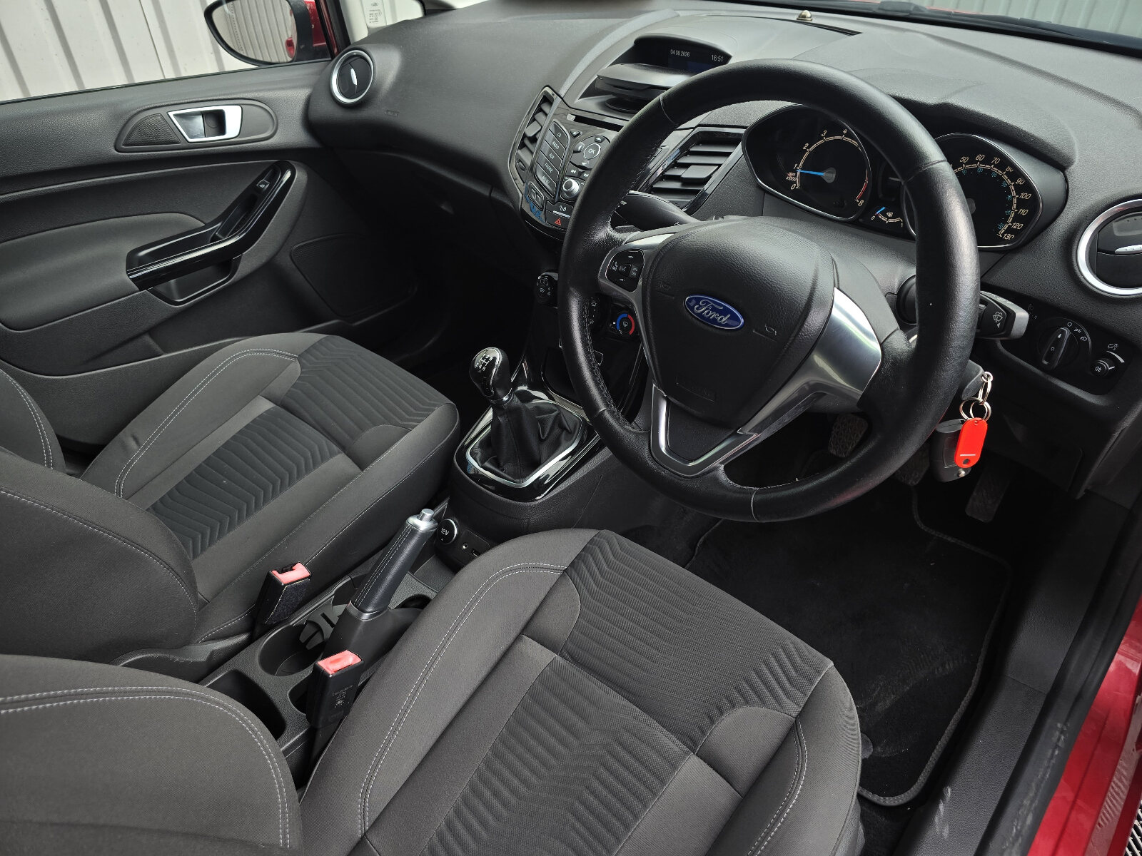 2016 Ford Fiesta 1.0 PETROL - Image 12