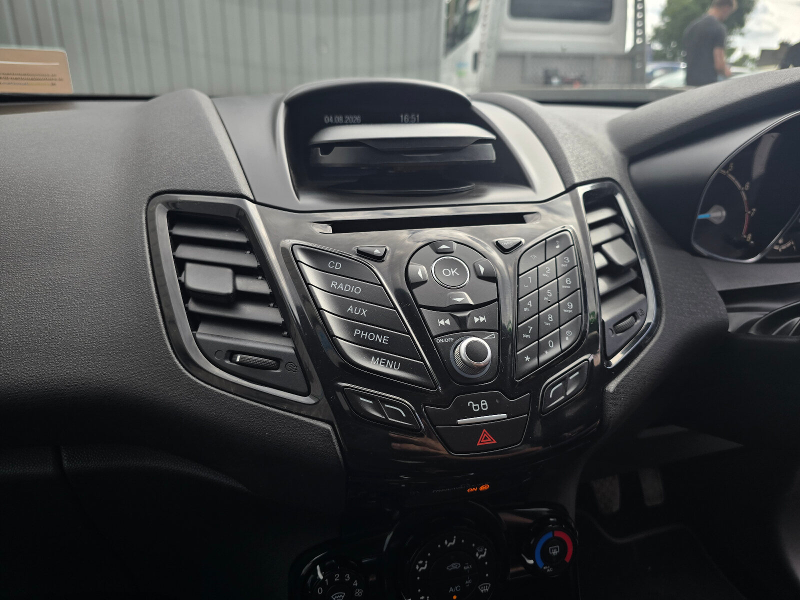 2016 Ford Fiesta 1.0 PETROL - Image 17