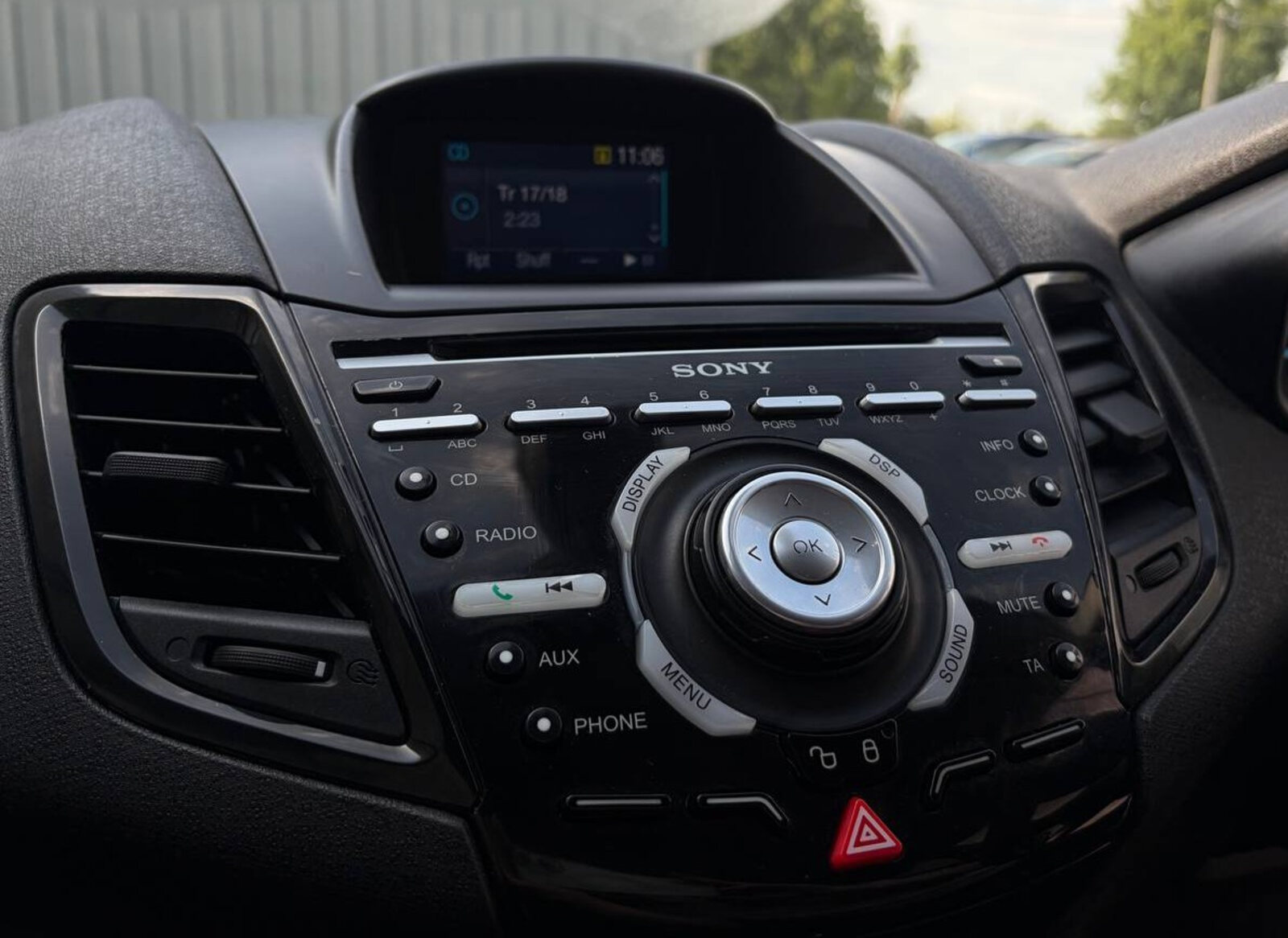 2015 Ford Fiesta TITANIUM 1.0 PETROL - Image 16