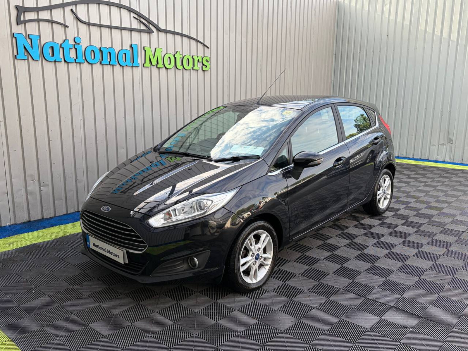 2015 Ford Fiesta 1.0 PETROL - Image 8