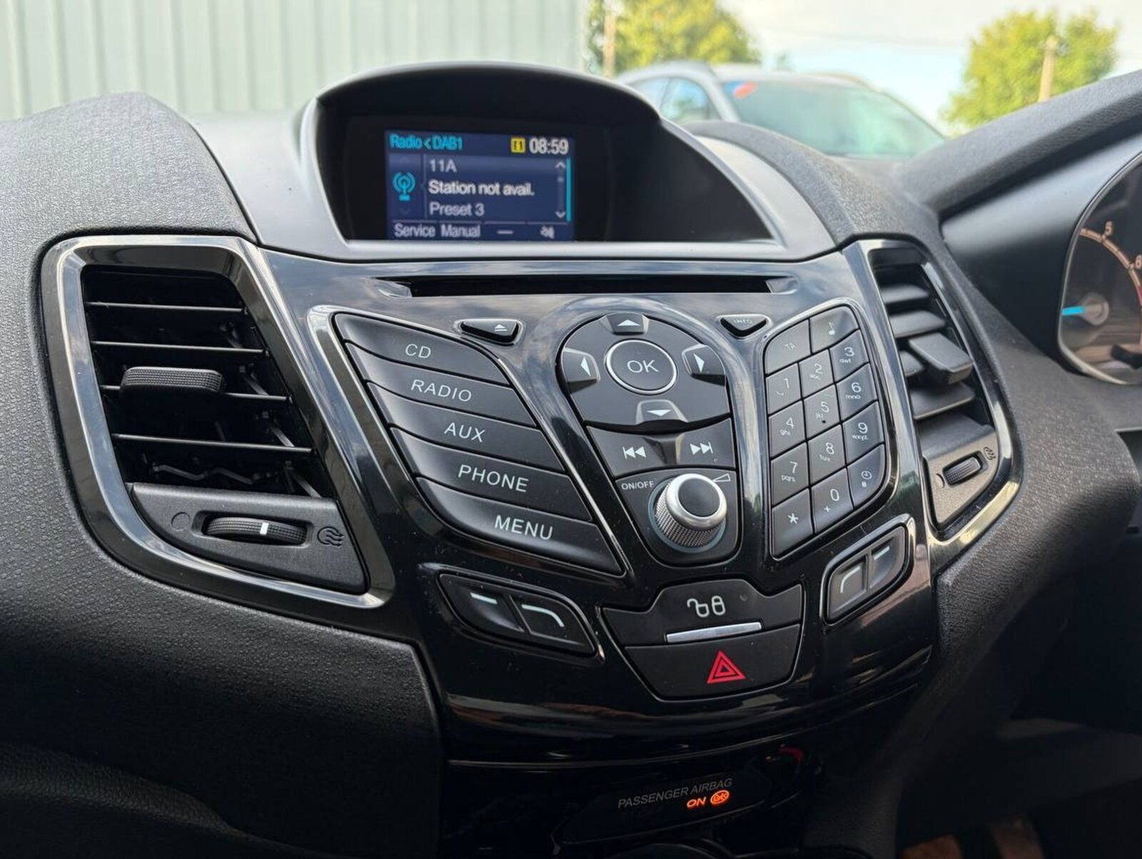 2015 Ford Fiesta 1.0 PETROL - Image 16