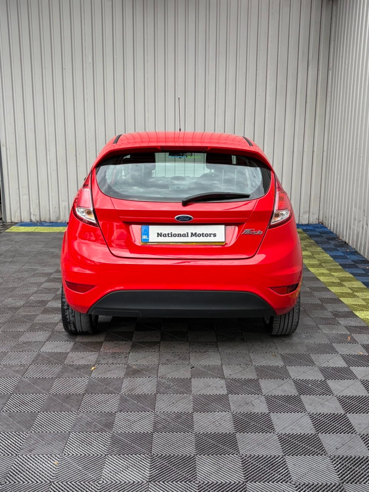 2015 Ford Fiesta 1.2 PETROL - Image 4