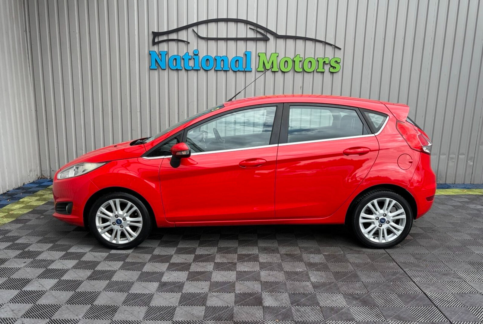 2015 Ford Fiesta 1.2 PETROL - Image 6