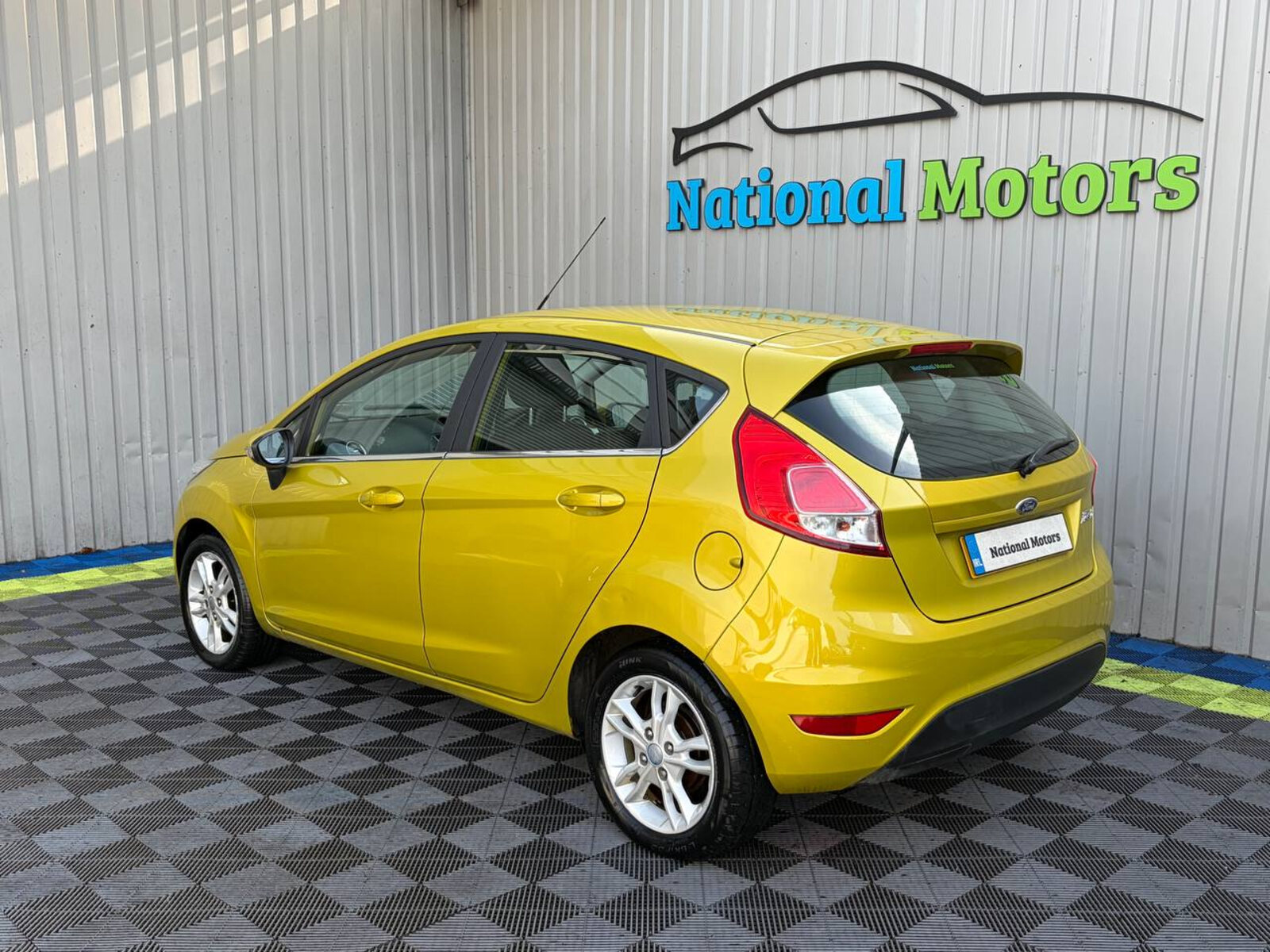 2015 Ford Fiesta 1.2 PETROL - SPECIAL EDITION - Image 6