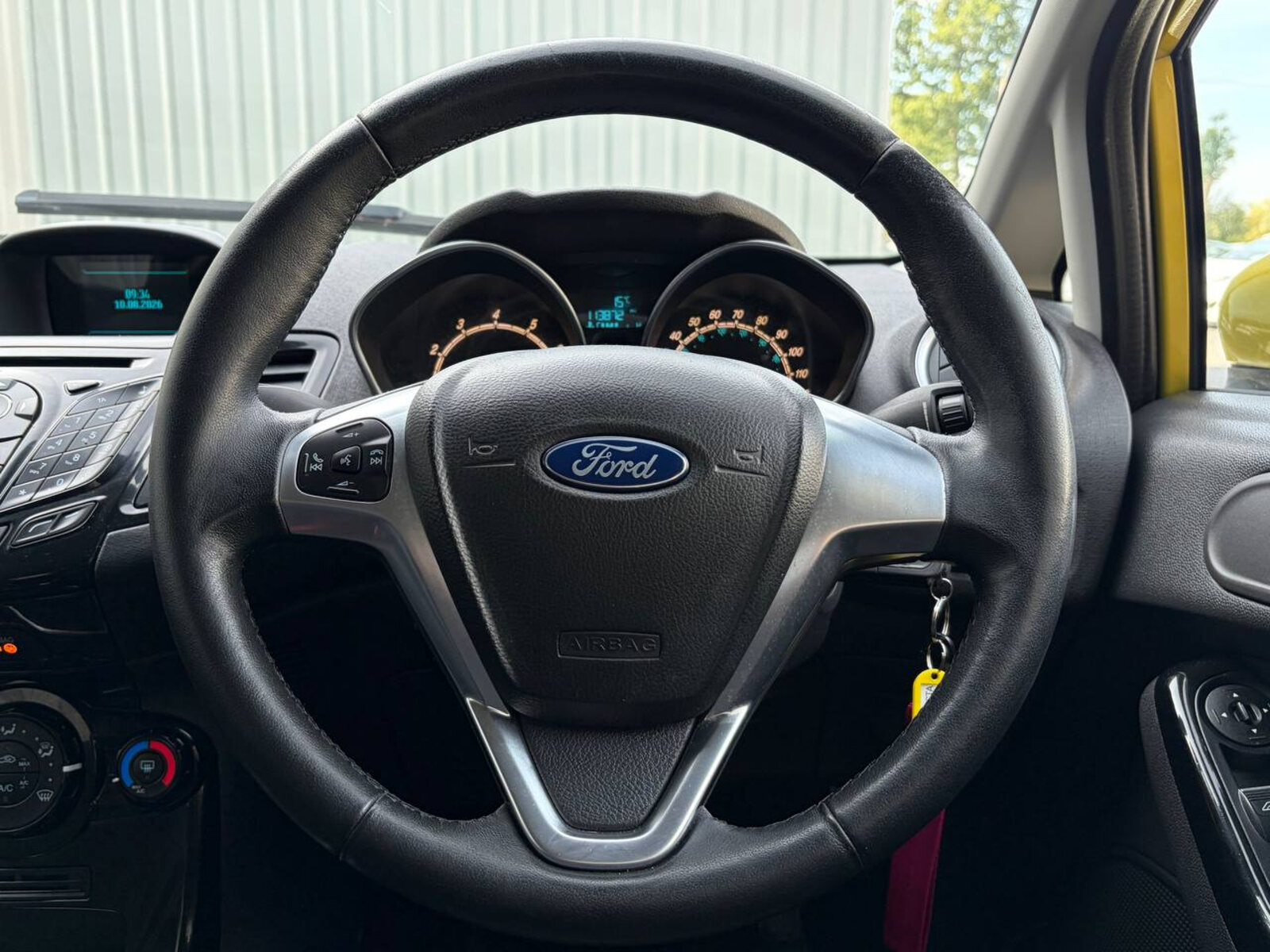 2015 Ford Fiesta 1.2 PETROL - SPECIAL EDITION - Image 18