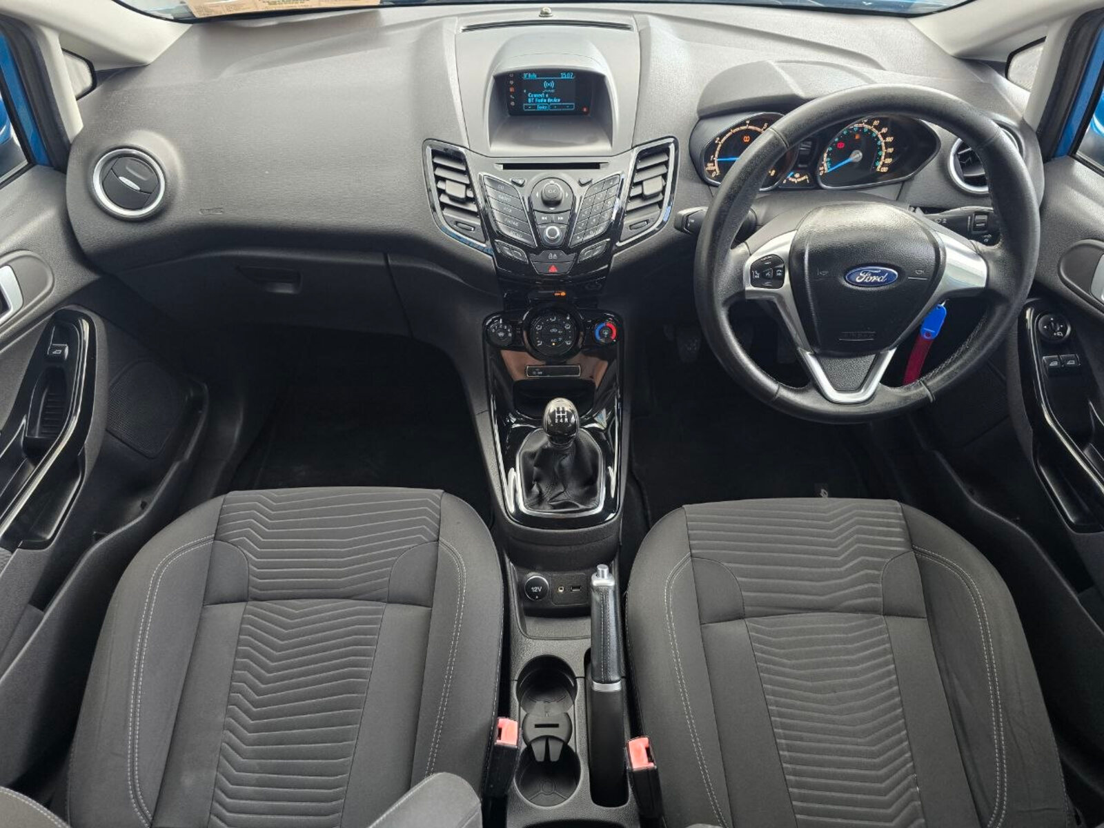 2015 Ford Fiesta 1.0 PETROL - Image 11
