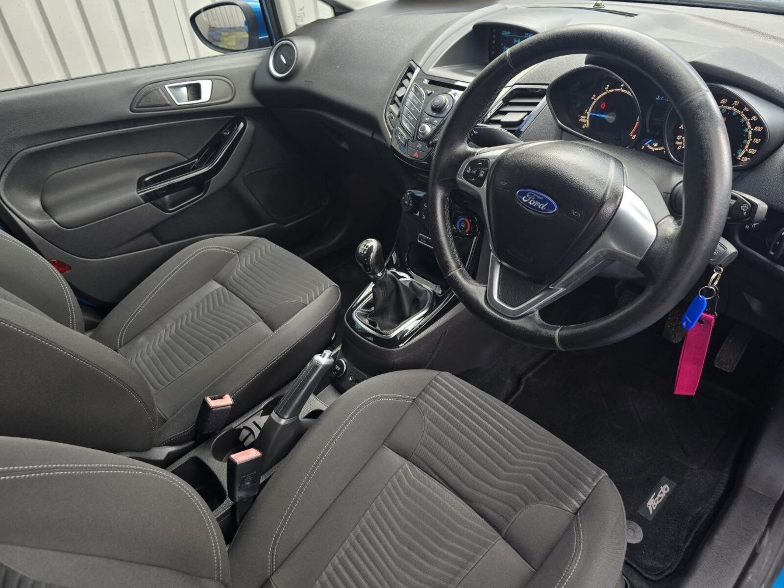 2015 Ford Fiesta 1.0 PETROL - Image 12