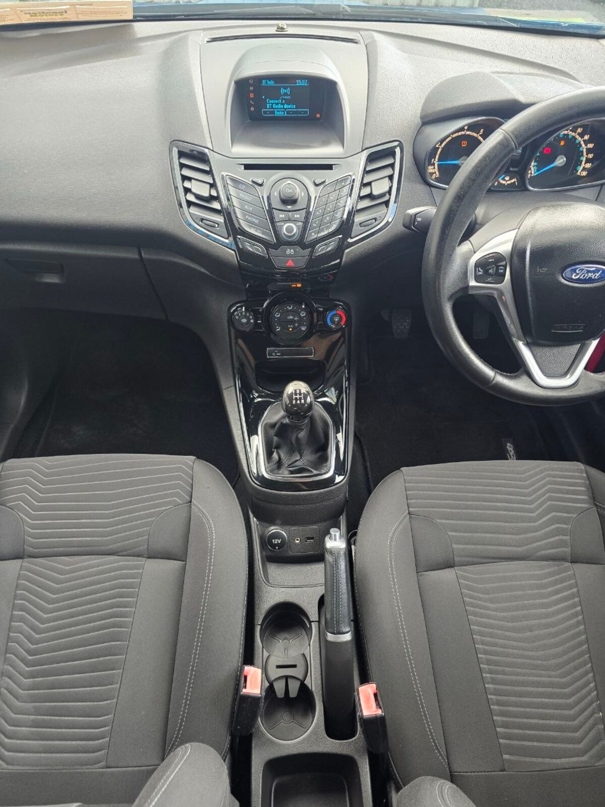 2015 Ford Fiesta 1.0 PETROL - Image 14
