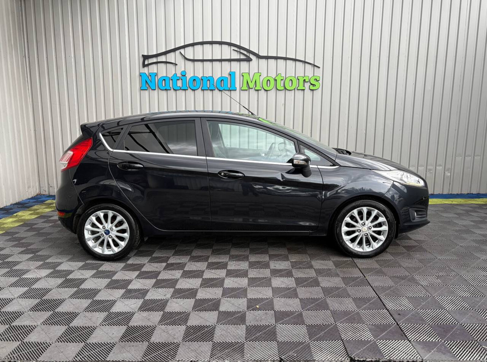 2015 Ford Fiesta 1.0 PETROL - Image 2