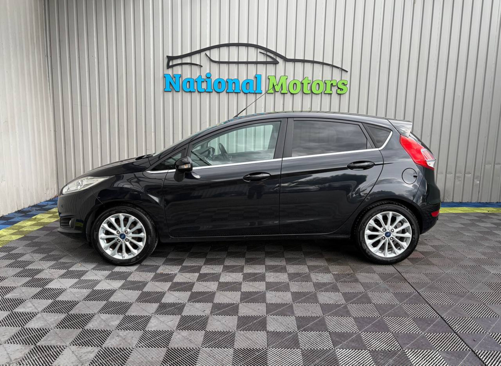 2015 Ford Fiesta 1.0 PETROL - Image 7