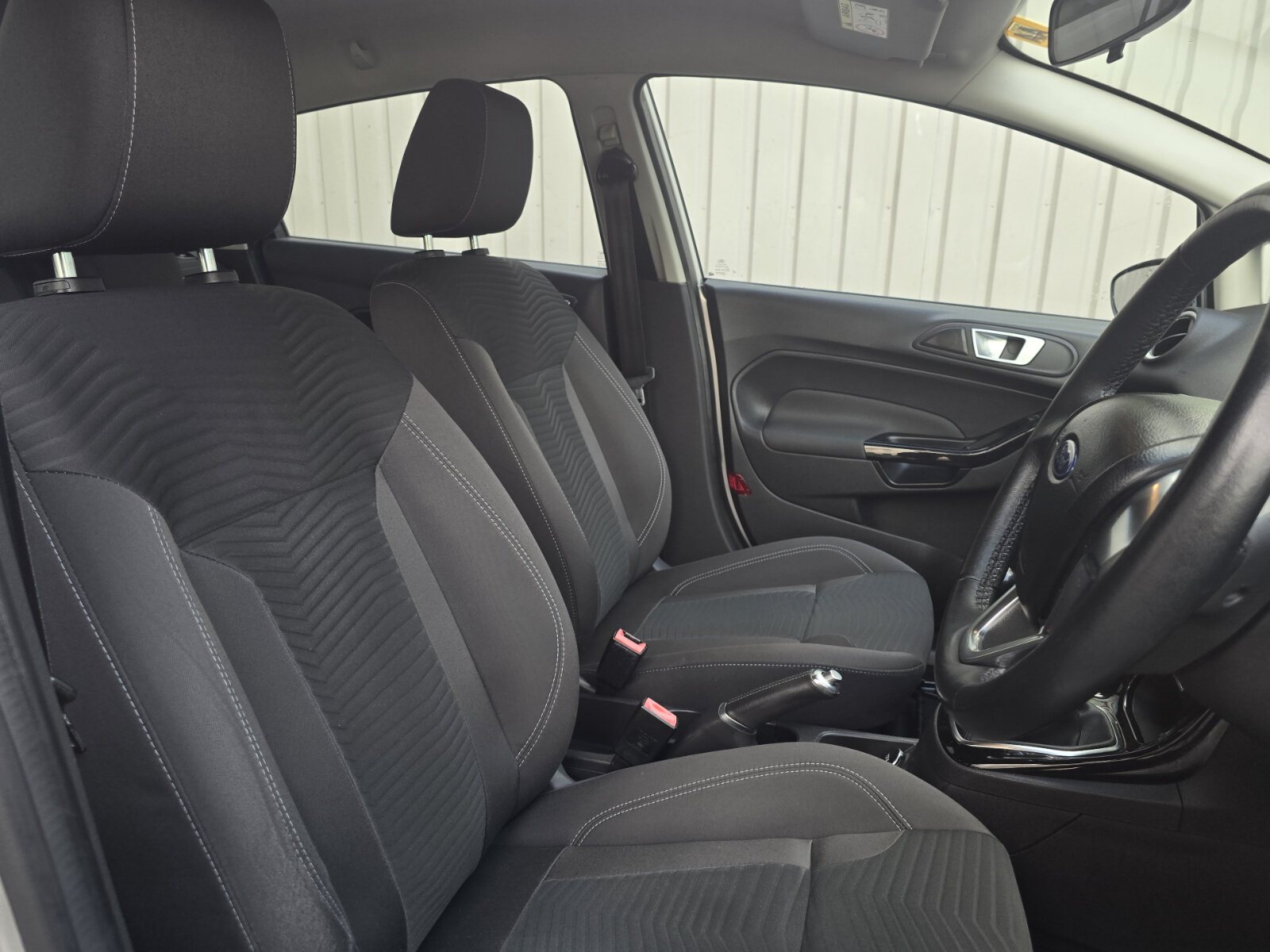 2017 Ford Fiesta 1.0 PETROL - Image 13