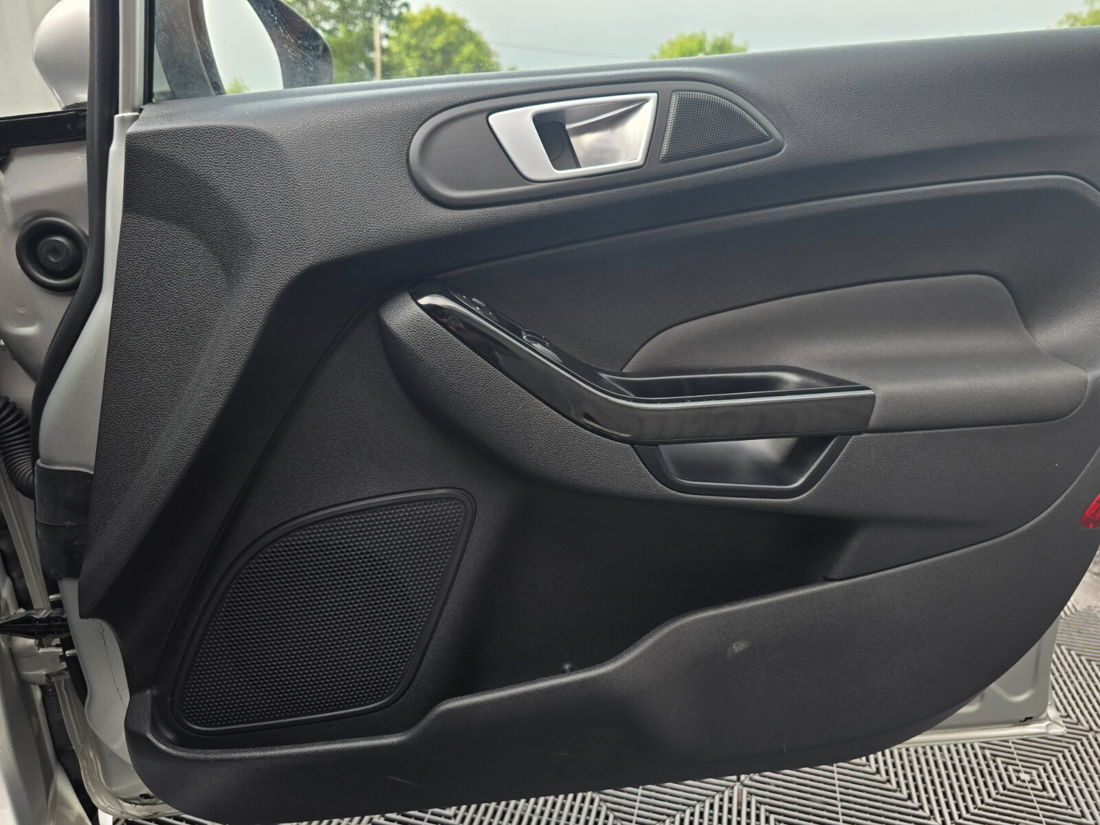 2017 Ford Fiesta 1.0 PETROL - Image 20