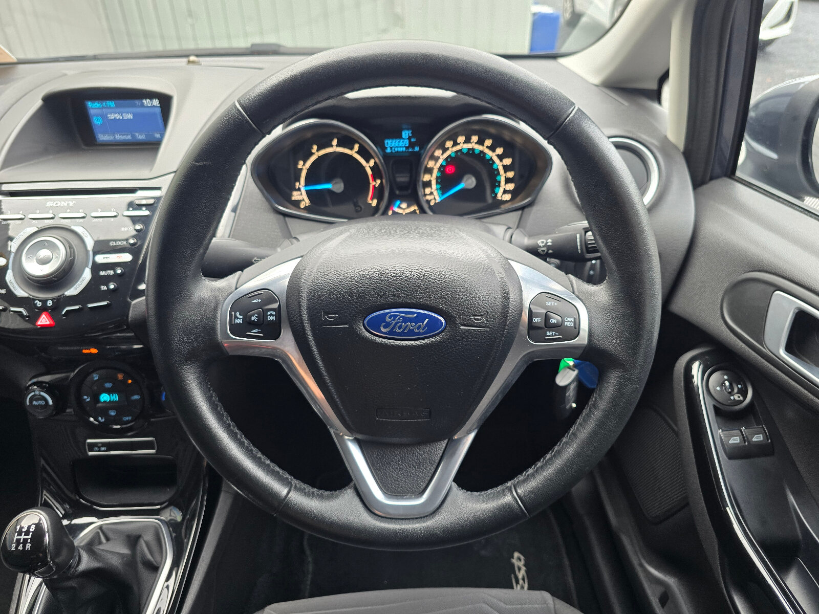 2014 Ford Fiesta TITANIUM 1.0 PETROL - Image 18
