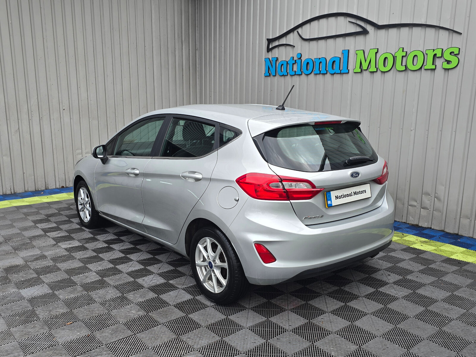 2018 Ford Fiesta 1.1 PETROL - Image 6