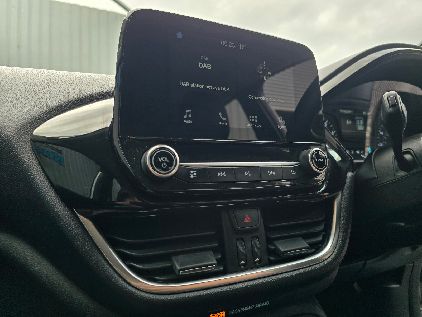 2018 Ford Fiesta 1.1 PETROL - Image 17