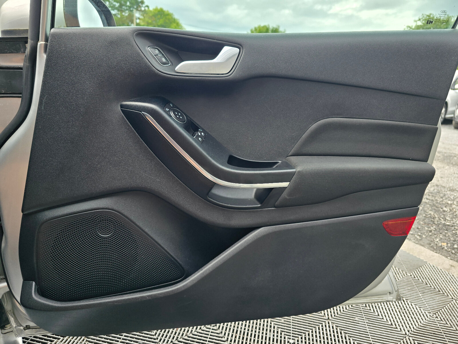 2018 Ford Fiesta 1.1 PETROL - Image 20