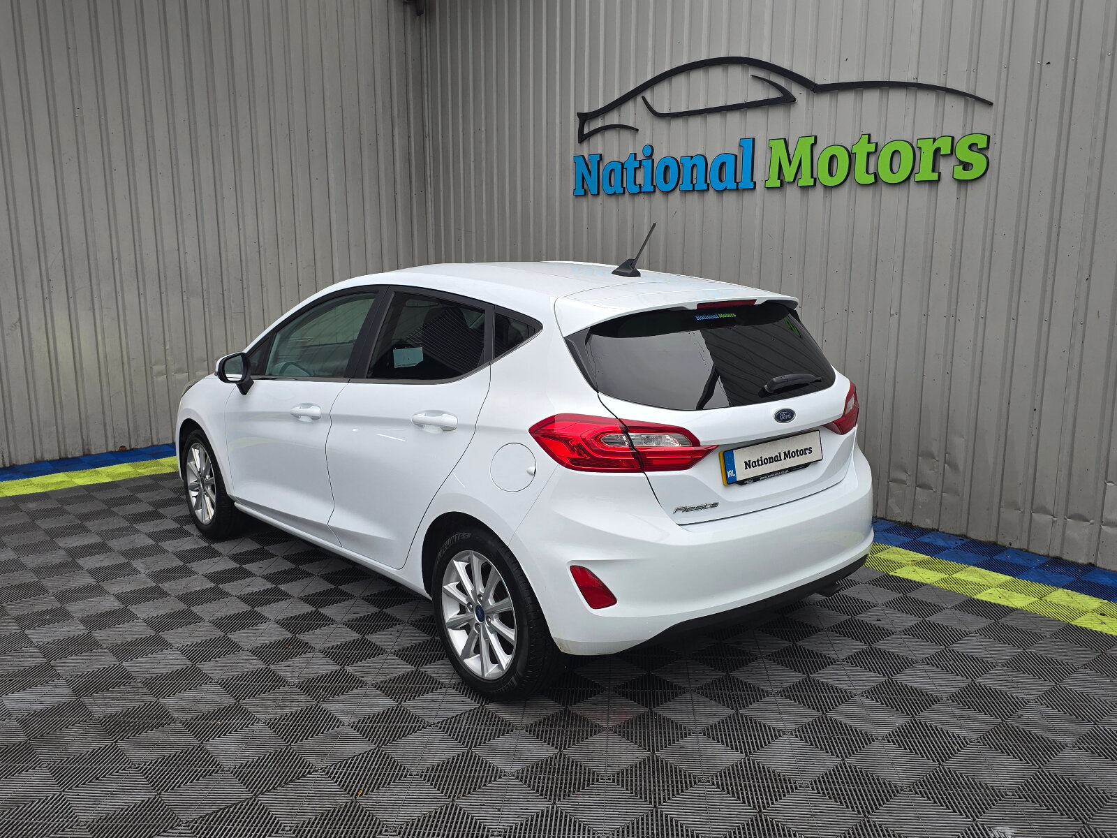 2019 Ford Fiesta TITANIUM 1.0 PETROL - Image 5